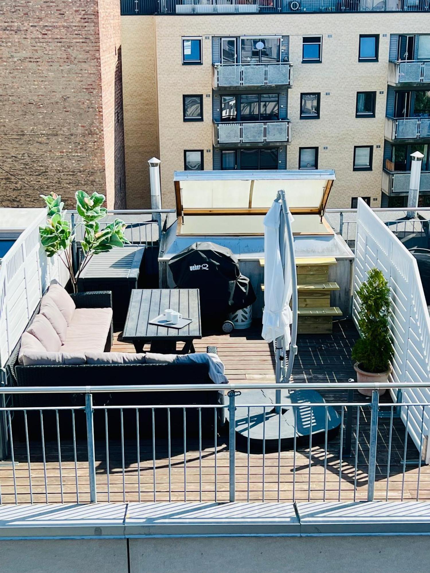 Ultracentral Duplex With Private Rooftop Terrace Oslo Eksteriør billede